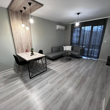 Apartment Beautiful Free Parking Garage *