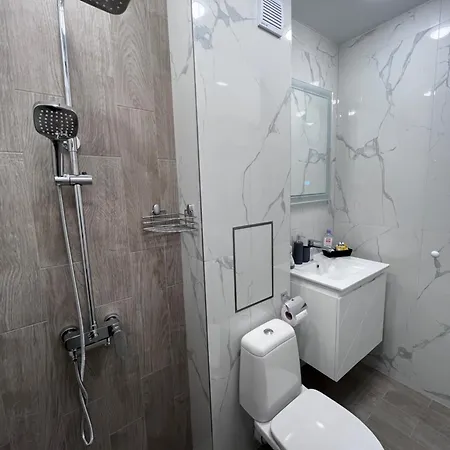 Beautiful Free Parking Garage * Φιλιππούπολη