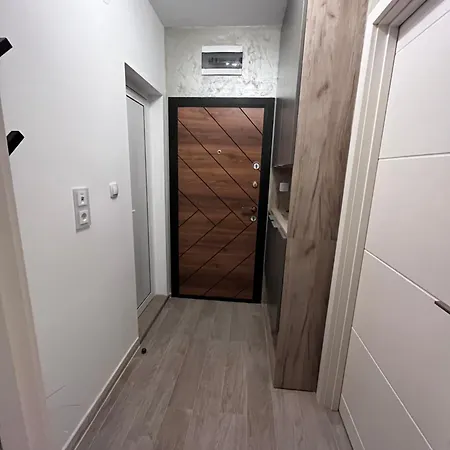 Apartment Beautiful Free Parking Garage Plowdiw