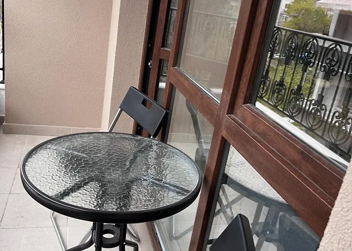 Beautiful Free Parking Garage